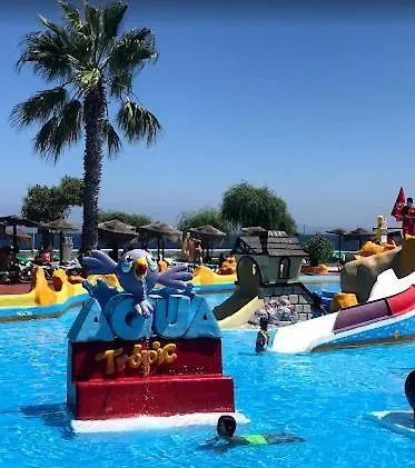 Playa Y Piscina